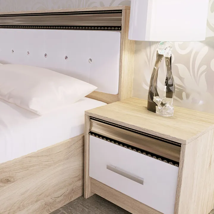 Camera da letto completa testiera trapuntata rovere bianco oro Riga
